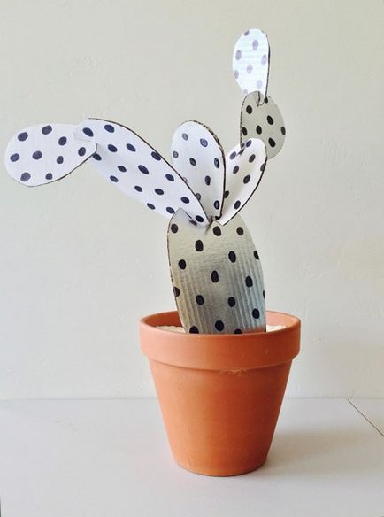 Cactus картон (с ръцете си) Cactus картон