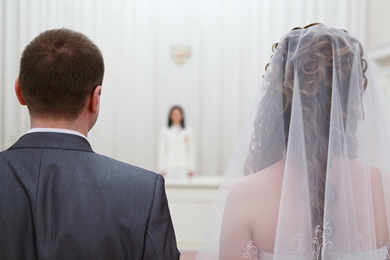 Как да се регистрирате за брак с чужденец в България