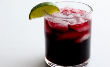 Леки алкохолни коктейли в домашни рецепти