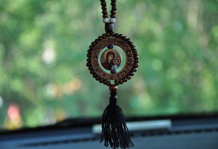 Charm на машината с ръцете си, за защита на водача и автомобила (на водача) Charm на машината с ръцете си, за защита на водача и автомобила