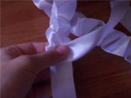 Тъкане панделки тъкани схема и майсторски клас fenechki (постепенно) Тъкаческа панделки тъкане схеми и майстор клас Baubles