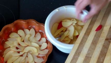 Стъпка по стъпка рецепта за вкусна ябълков пай с ябълков пай