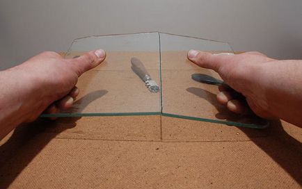 Cut стъкло в дома си прост елмаз и ножици, строителство и ремонт