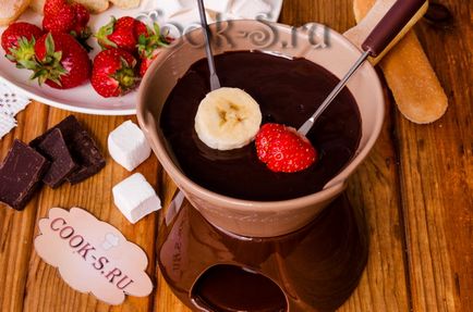 Шоколадов фонтан - рецепта у дома със снимка