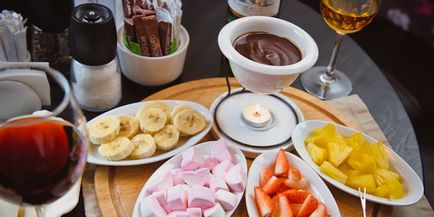 Шоколад фондю у дома рецепти, снимки, видео, как да правят шоколад фондю