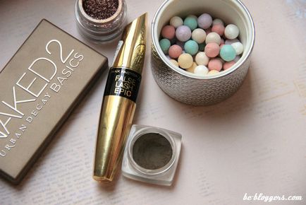 Тестване новост епична спирала Max Factor фалшива мигла ефект - клубни блогъри