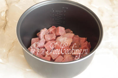 Задушени картофи с месо в multivarka - рецепта със снимки