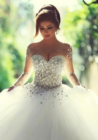 Украсени камъни сватбени рокли, хармонията на живота