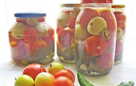 Прочетете рецептата на домати с ябълки за зимата, тайните на успешния