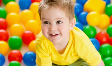 Горните зъби при децата никнене на млечни зъби, характеристиките на растежа