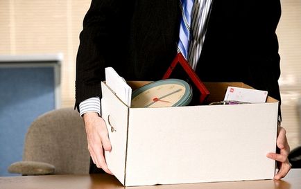 Докато са на почивка мога да подаде оставка напише декларация за напускане на работа по тяхно искане (по време на празниците, ако можете да се пенсионират) Докато са на почивка мога да подаде оставка напишете изявление на оставка от работата по свое желание