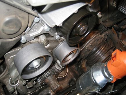 Смяна на времето колан Audi A6 с ръцете си (времето замяна колан със собствените си ръце) Смяна на времето колан Audi A6 с ръцете си