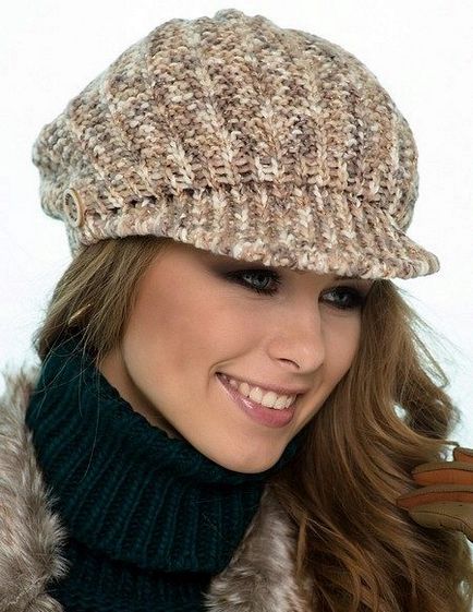 capace tricotate (44 poze) model pentru femei și fete, cu un vizor, cald și la modă