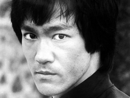 20. Idézetek a nagy Bruce Lee, aki megüt jobbra a cél (target) 20. Idézetek a nagy Bruce Lee, aki megüt jobbra a cél