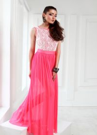 Accesorii pentru o rochie roz
