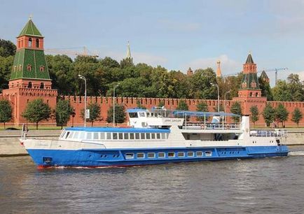 Închiriați o navă cu motor în 2017, o nuntă pe o navă, o flotă de banchete din Moscova, prețul unei nave de motor