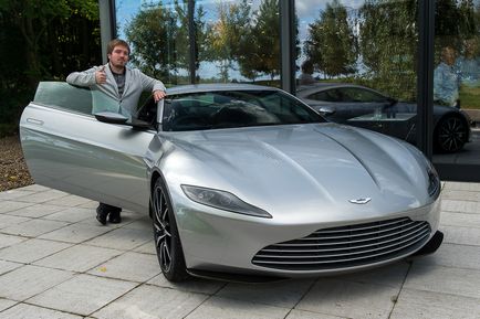 Aston martin db10 - masina noua a lui James Bond