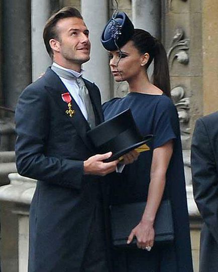 Beckhams kegyvesztett az esküvőjén Prince - csillagok és hírességek a show business - a híreket az élet a csillagok (David Beckham) Beckhams kegyvesztett az esküvőjén Prince - csillagok és hírességek a show business - a híreket az élet a csillagok