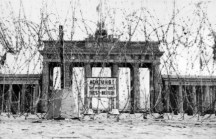 Zidul Berlinului ca simbol al Războiului Rece
