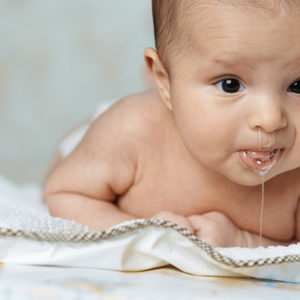 Hogyan kell kezelni a orrfolyás a gyermek 6 hónapos, mint a gyógyítás