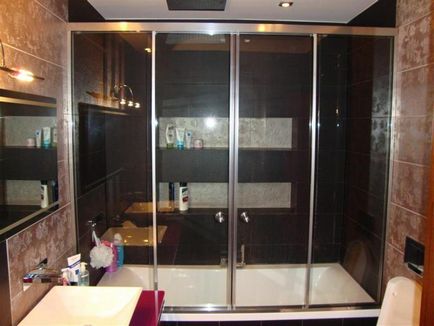 Чотири варіанти використання безрамного скління у ванній кімнаті, ооо пбк