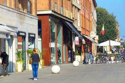 Amit látni Rimini - múzeumok, strandok, vásárlási és egyéb helyeken