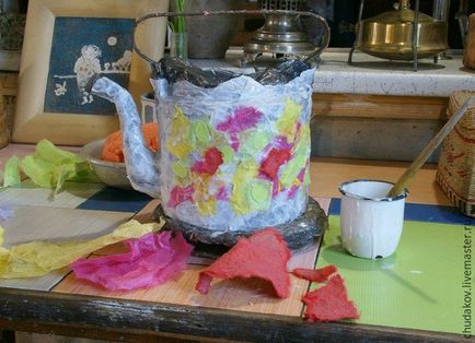 Facem o lampă de ceai neobișnuită de la papier-mache
