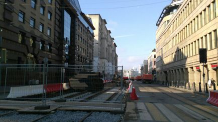 Până luni, a blocat traficul pe strada 1 Tverskaya-Yamskaya, canalul TV 360