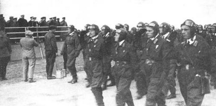 Alakja katonai ejtőernyősök Airborne Oroszország, Dembelskaya új egyenruhát, mező, és egy tiszt (katonai) Alakja katonai ejtőernyősök Airborne Oroszország, Dembelskaya új egyenruhát, mező, és egy tiszt