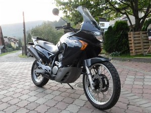 Honda transalp 650v - огляд легендарного японського ендуро-байка