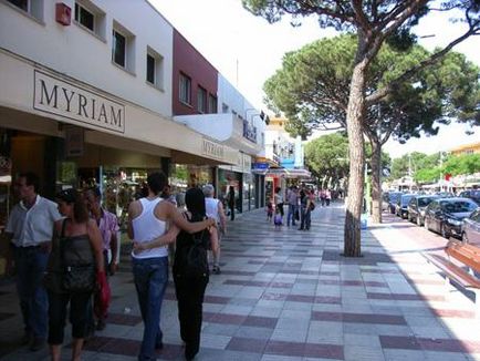 Cum ajungeți de la Girona la Playa de Aro Playa de Aro (platja d aro) - Catalonia fără intermediari