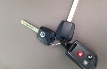 Cum să dezactivați imobilizatorul și alarma de pe autovehicul, fără o cheie fob însuși