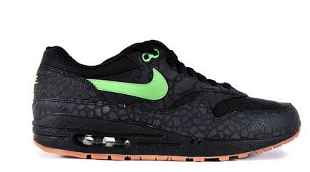 Hogyan lehet megkülönböztetni a hamis cipők nike air max