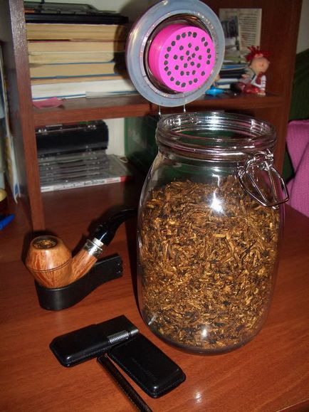 Cum să păstrați în mod corespunzător tutunul pentru narghilea, astfel încât să nu-și piardă proprietățile