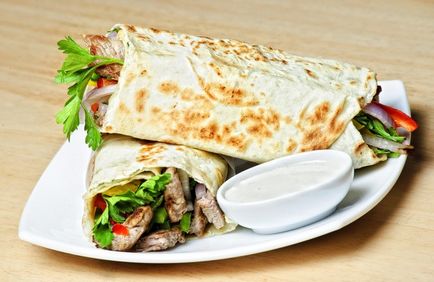 Cum să gătești o rețetă de subtilități la domiciliu Shawarma