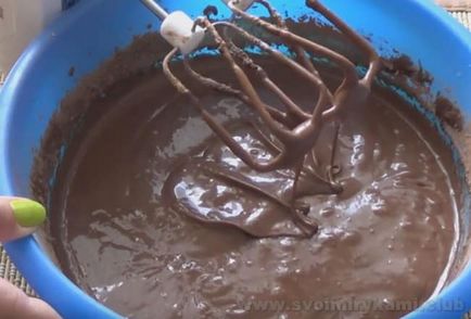 Як приготувати шоколадний пиріг з покрокового рецептом з фото
