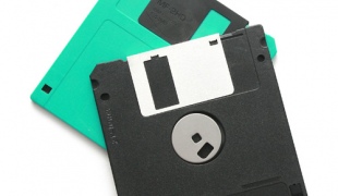 Як скопіювати файли на дискету
