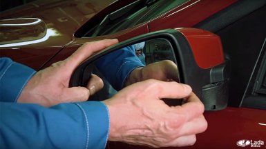 Cum să eliminați și să demontați oglinda retrovizoare pentru lada vesta și xray