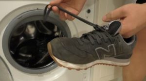 Як прати кеди і кросівки в пральній машині