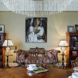 A festmények a belsejében a nappali 45 kép díszített szobákat különböző irányokba
