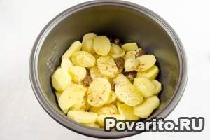 Картопля з грибами в мультиварці polaris