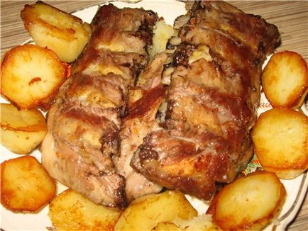 Cartofi cu coaste de porc în cuptor cu o fotografie