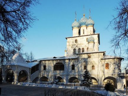 Icoana Kolomna a Maicii Domnului, Fecioara