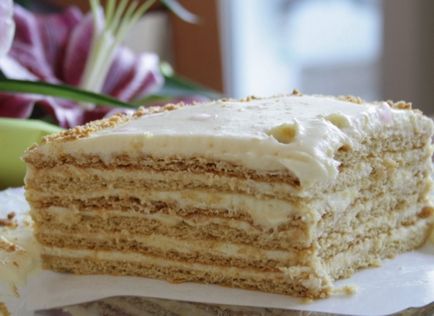 A krémet a tejszín és sűrített tej a torta - a recept egy fotó