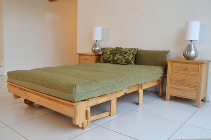 Kis méretű franciaágy transzformátor a gyermek szobájába, és egy kis lakásban, (gyermek) Kis méretű franciaágy transzformátor a gyermek szobájába, és egy kis lakásban,