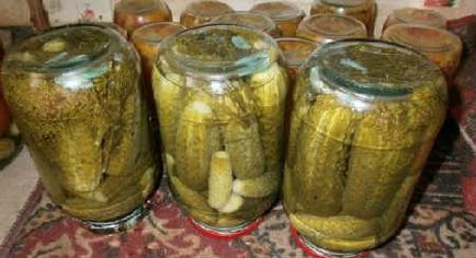 Pickles téli, ropogós, sterilizálás nélküli (télen) Uborka télen, ropogós, sterilizálás nélküli