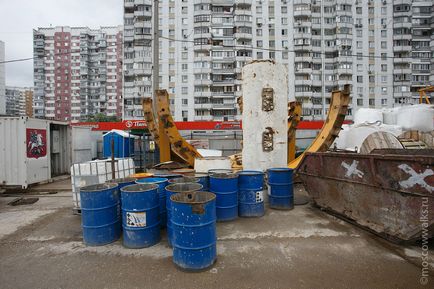 Метро в Новопеределкіно як метро просувається за МКАД