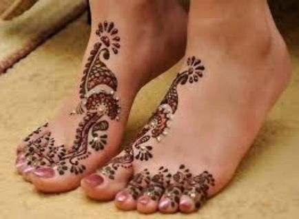 Mehendi (imagini și fotografii) cum să faci astfel de desene de henna pe mâini, picioare și corp acasă