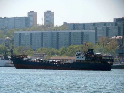 Embankment de Tsesarevich în Vladivostok