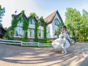 Alsó Manor „a Yukkah 30-40 fős (ballagás ember alvás) Alsó Manor „a Yukkah 30-40 fős